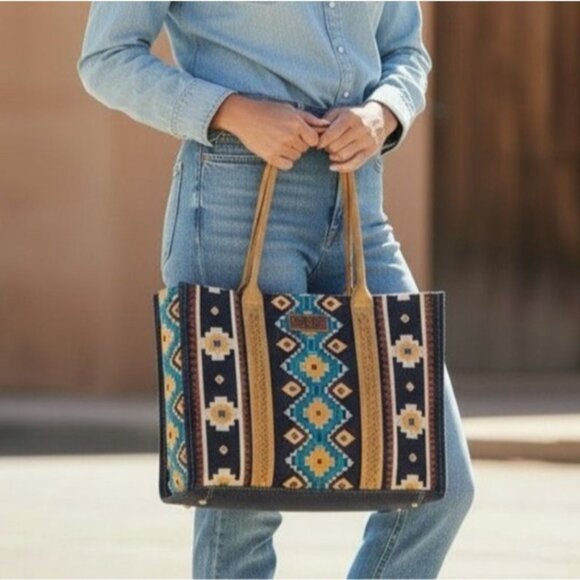 Wrangler Handbags - Wrangler Women's Southwestern Print Dual Sided Wide Canvas Tote 17 X 5 X 13